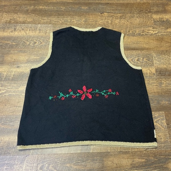 Designers Originals Studio Joy Size 1X Christmas Embroidered Sweater Vest Beads - Picture 8 of 10